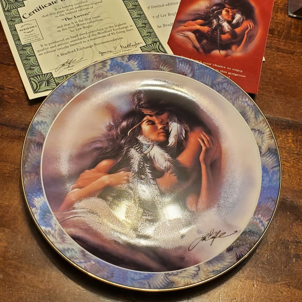 "The Lovers" By Lee Bogle First Issue In The Soul Mates Collection.